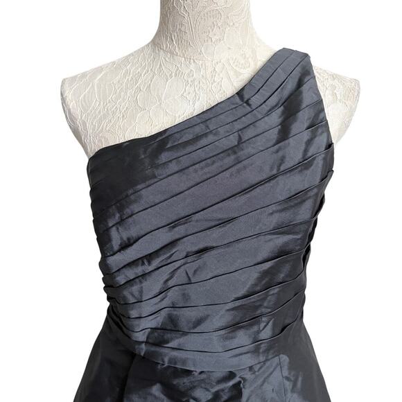 Monique Lhuillier Bridesmaids One Shoulder Taffeta Dress cocktail HOCO LBD sz10 - Picture 8 of 10